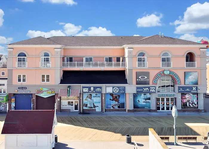 Oceanfront 1 - Boardwalk Oceanfront Apartment *